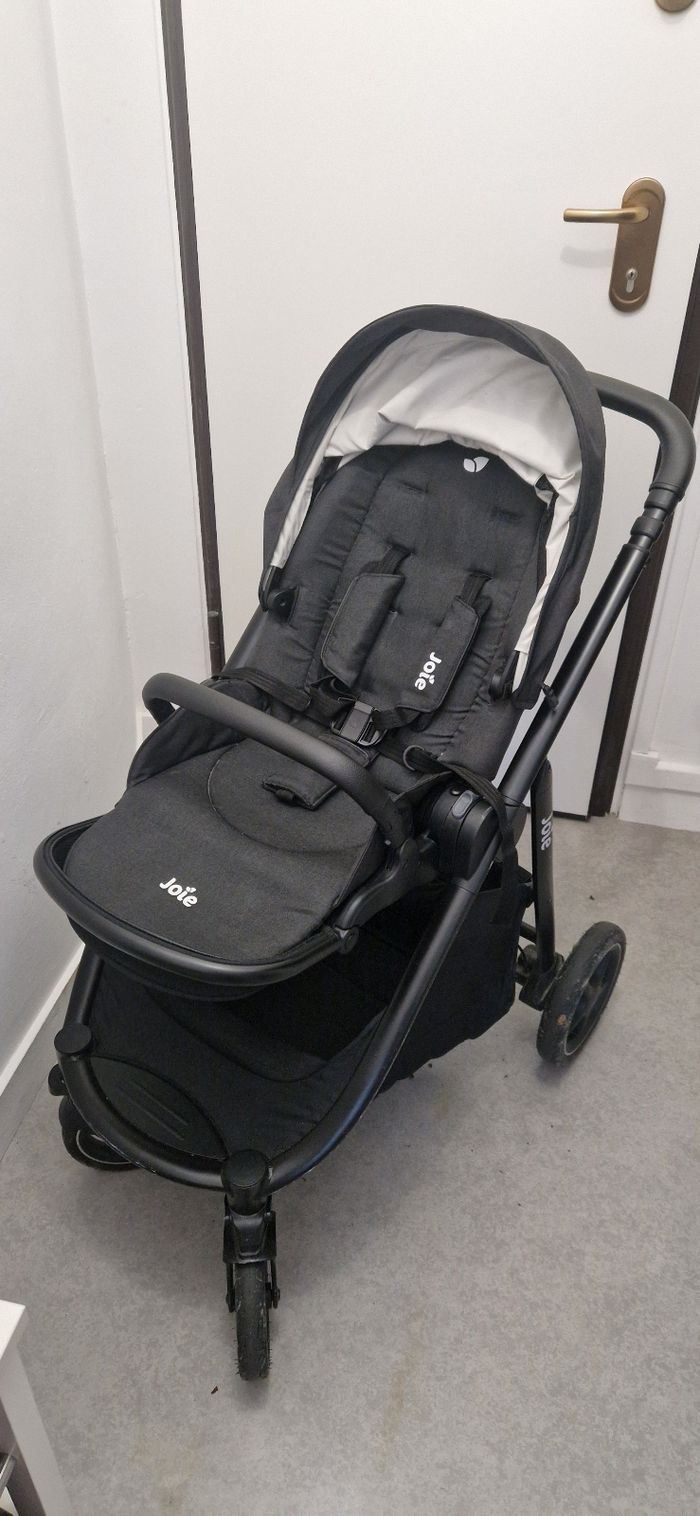 Poussette + cosy isofix inclus - photo numéro 2
