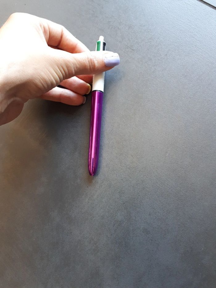 Stylo bic 4 couleurs shine violet neuf - photo numéro 2