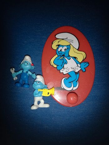 Schtroumpf porte manteau et figurines