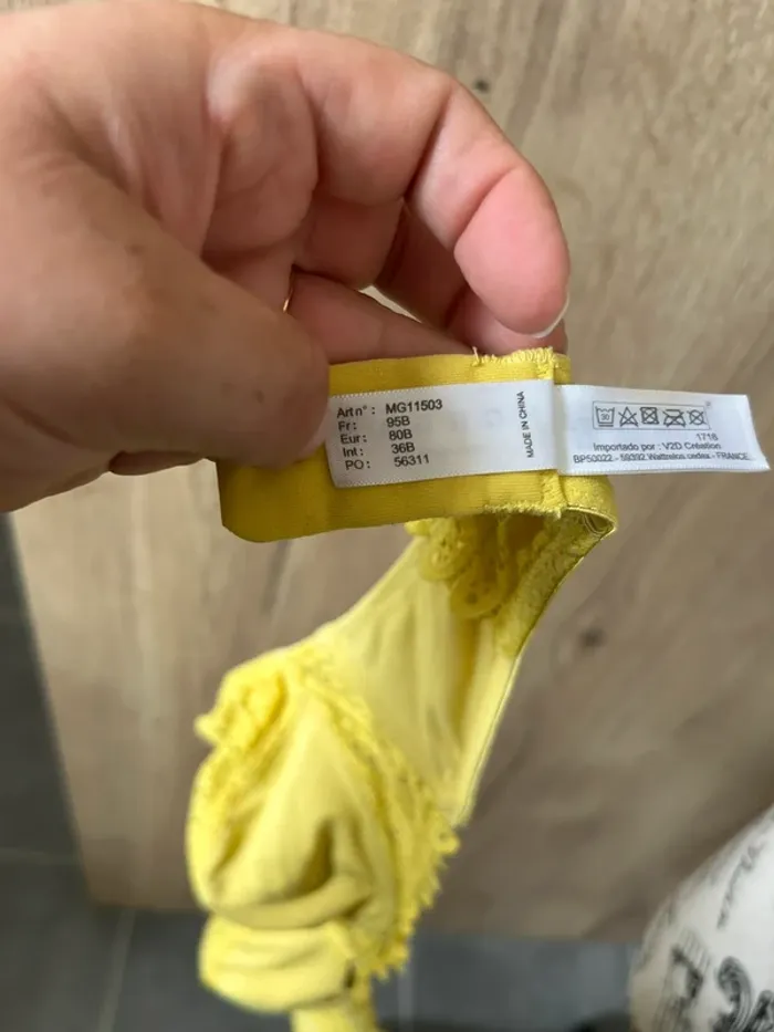 Soutien gorge taille 95B - photo numéro 9
