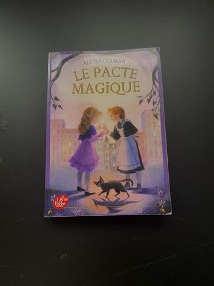 Livre le pacte magique
