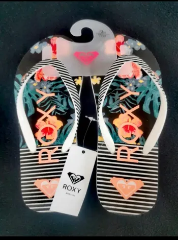 Tong Roxy motif fleurs neuve 30