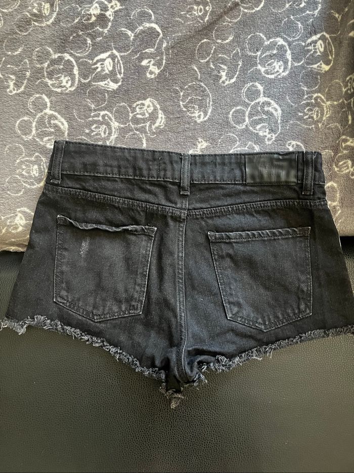 Short en jean 36 - photo numéro 2