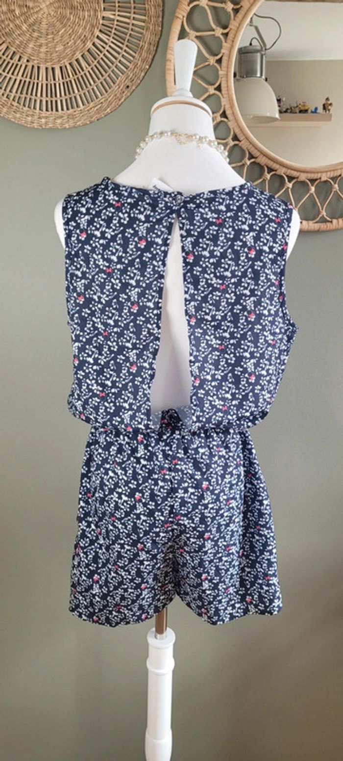 Jolie combinaison short Disney Taille M