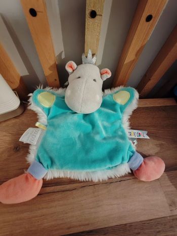 Hippopotame marionnette doudou et compagnie
