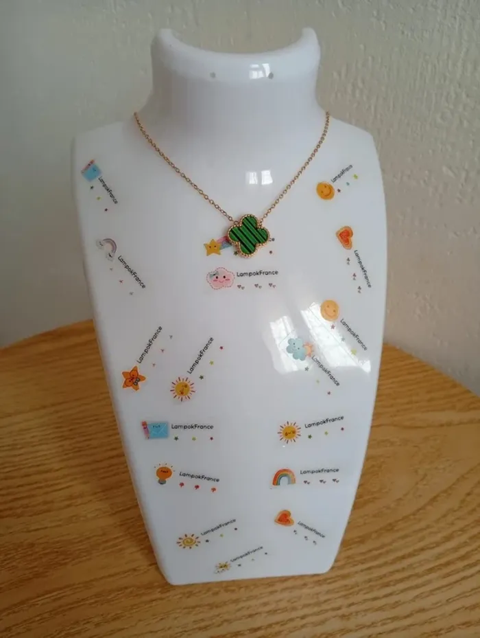 Solde 💝 Collier trèfle à quatre feuilles porte bonheur doré femme en acier inoxydable