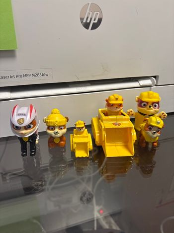 Figurines paw patrol. Ruben