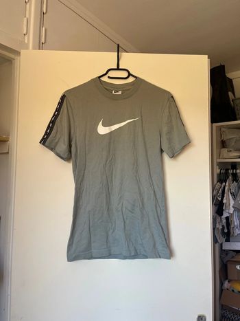 T-shirt Nike, kaki taille xs