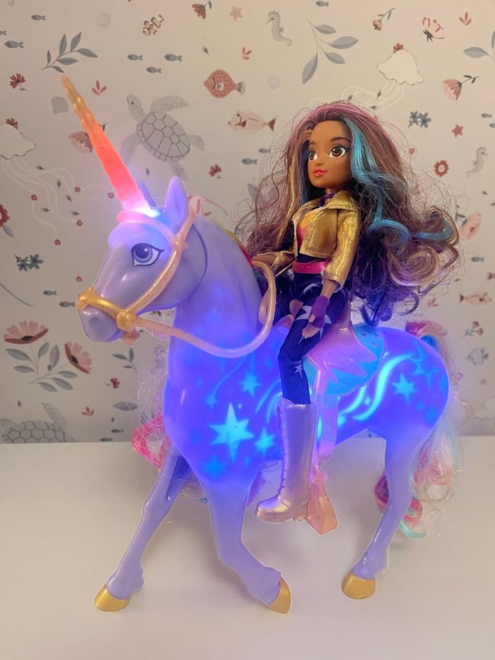 Unicorn Academy Licorne Interactive avec son et lumière Wildstar - photo numéro 2