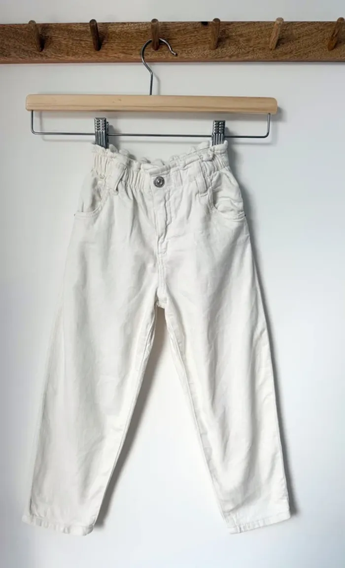 Jean écru taille haute Zara
