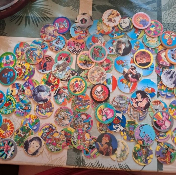 Lot de 100 flippos divers