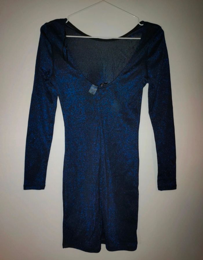 Robe de fête paillettée - photo numéro 2