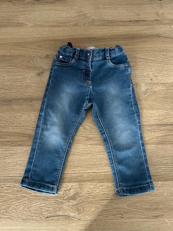 Jean fille taille 18 mois Gémo
