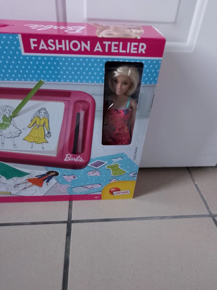 Barbie atelier de mode - photo numéro 5