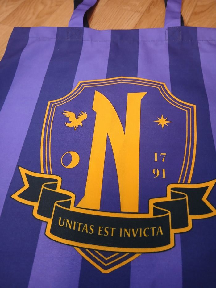 Sac  wednesday neuf - photo numéro 4