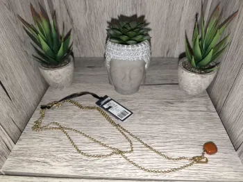 Collier avec pierre naturelle