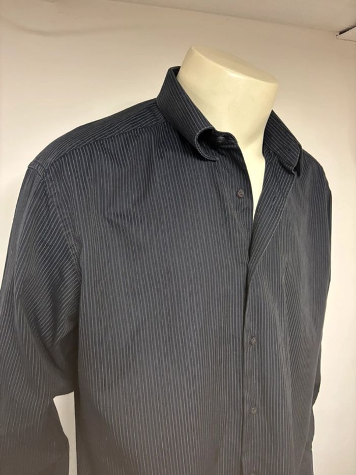 Chemise Balenciaga noire à rayures - Taille 42 - Excellent état - photo numéro 3