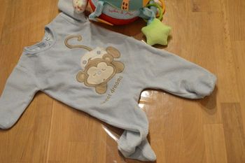 Pyjama bleu avec singe