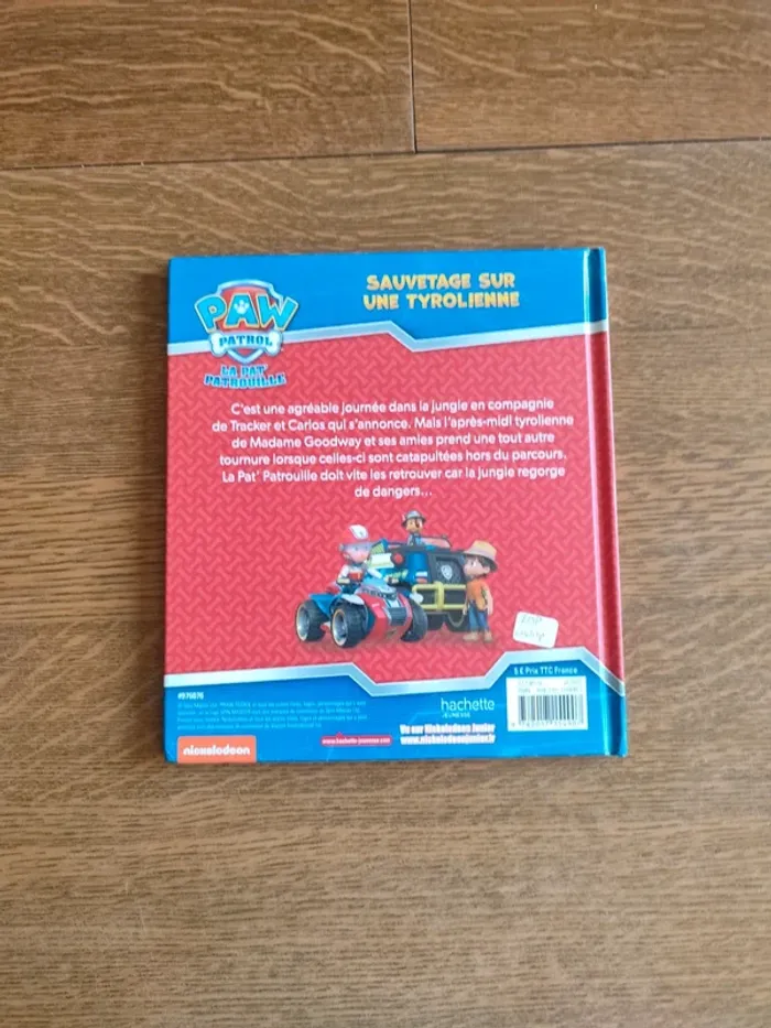 Livre paw patrol sauvetage sur une tyrolienne - photo numéro 20