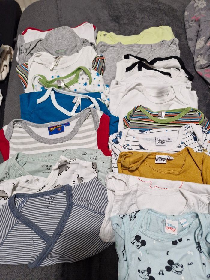 Lot de 20 bodies