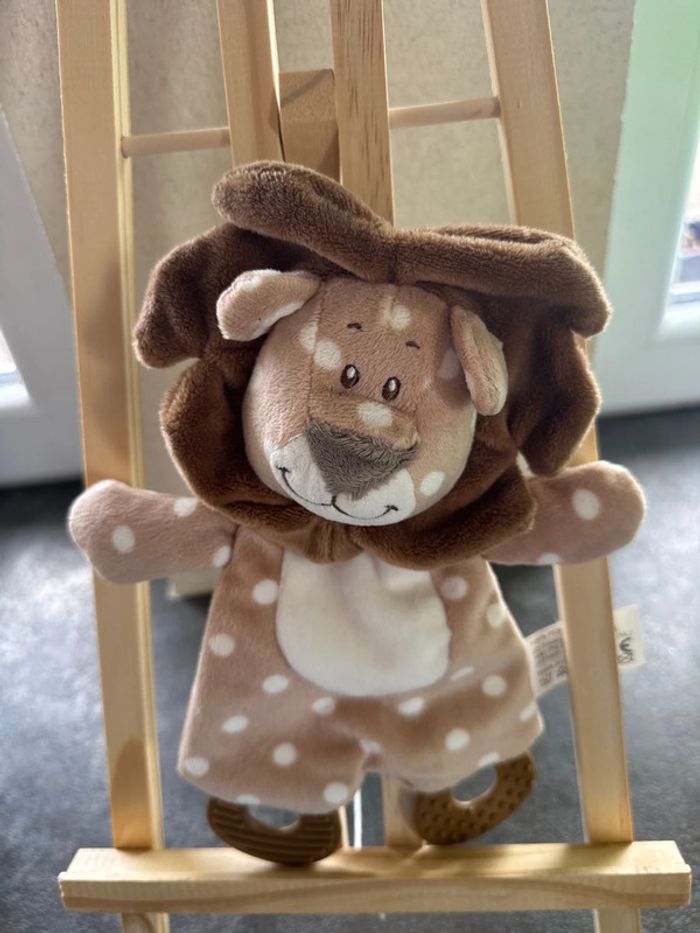 Peluche doudou lion