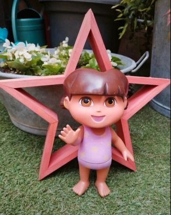 🌺Poupée Dora articulée 20 cm🌺