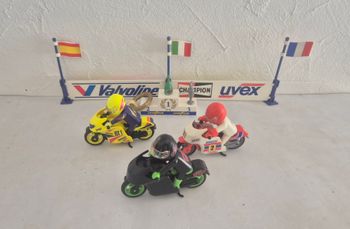 Playmobil 3779 et 3303 - Motos de course'