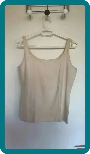 débardeur beige