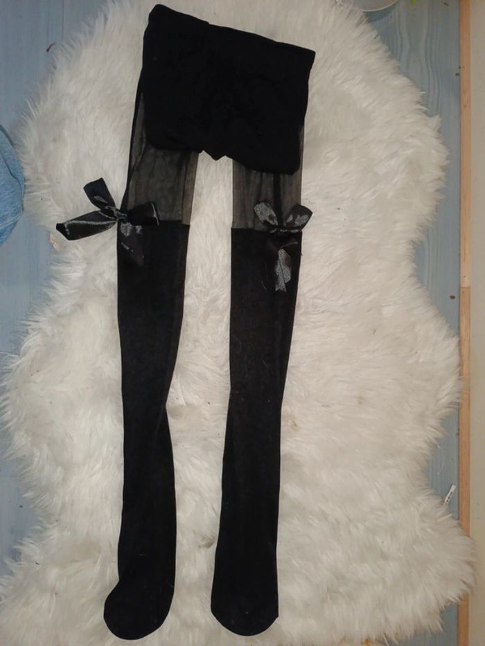 Collants neuf avec noeud sur le devant effet chaussettes