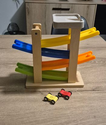 Toboggan de course de voitures 