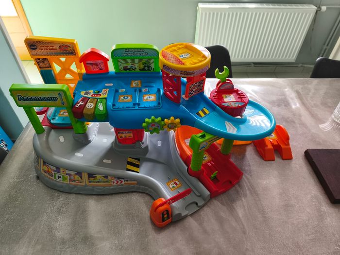 Garage tut tut bolide