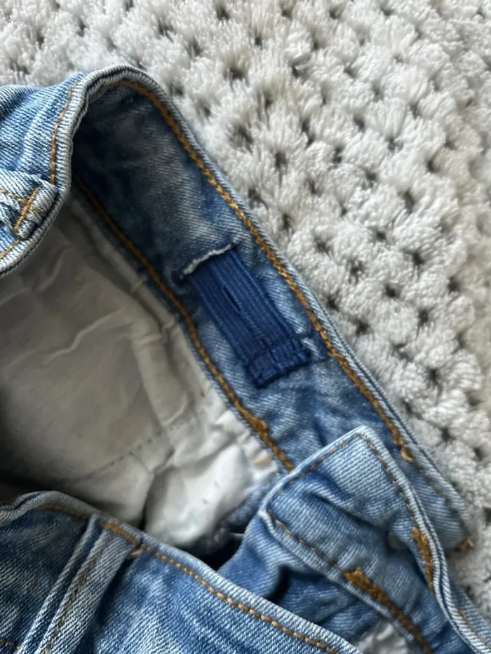 Short en jean en XS (14 ans) - photo numéro 4