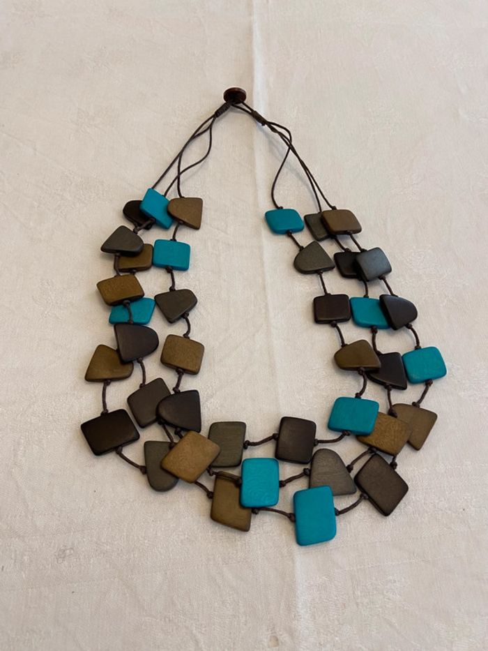 Collier trois rangs en perles de bois plates tons bruns et turquoise neuf - photo numéro 18