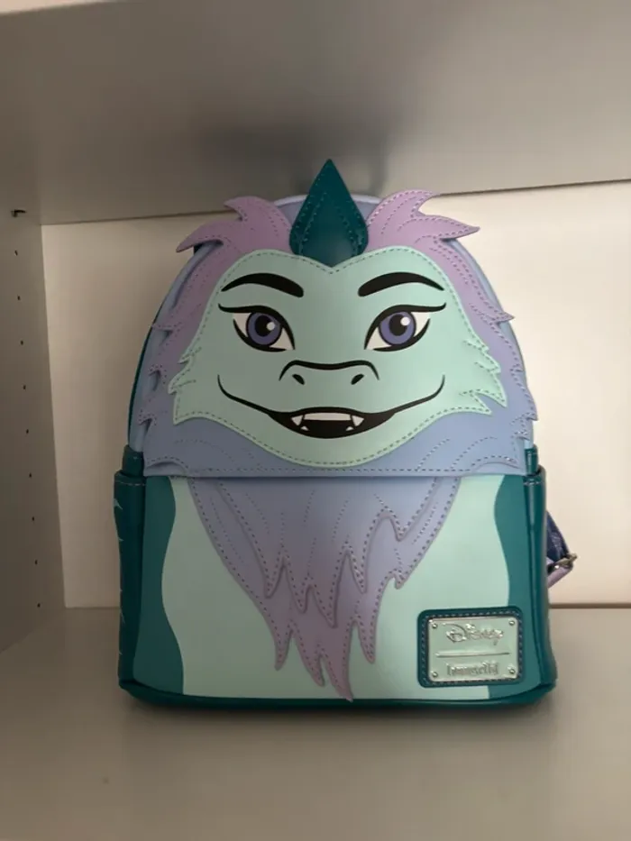 Sac à dos Loungefly dragon raya Sisu Disney