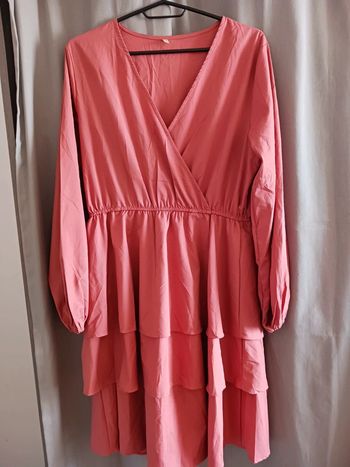 Robe rose saumon à volants Taille XL42
