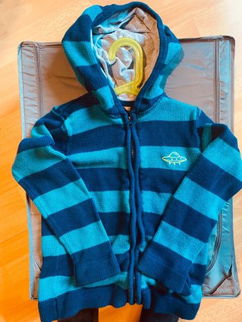 Veste à capuche dpam 10 ans