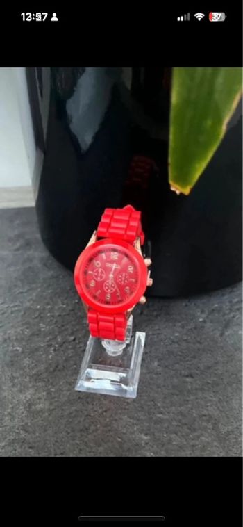 Montre rouge silicone 