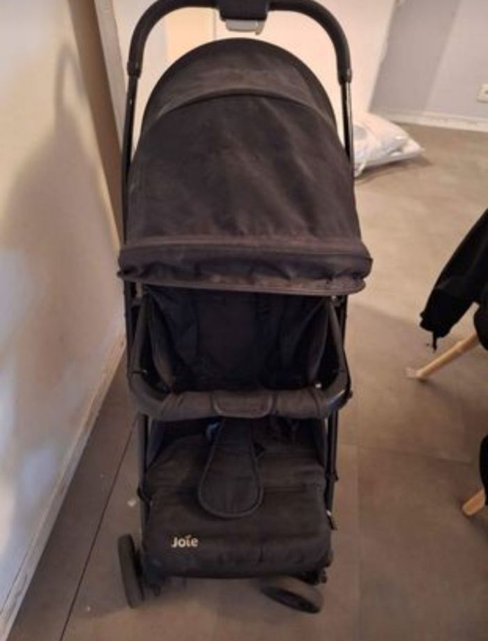 Poussette - photo numéro 2