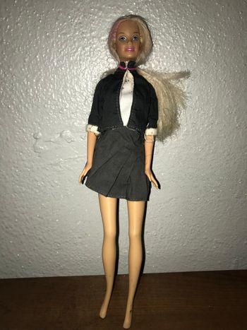 Poupée barbieee