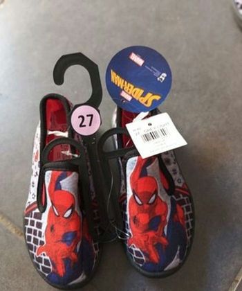 Chaussons spiderman pointure 27