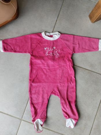 Pyjama, taille 12 mois