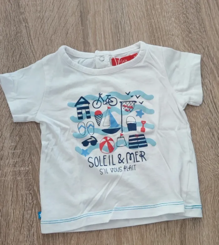 T-shirt