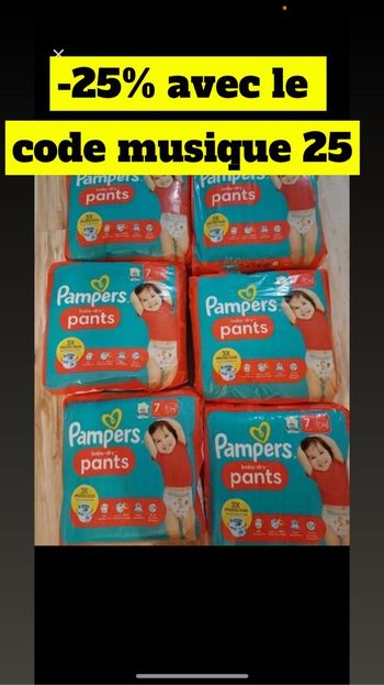 Six paquets de couches culottes taille 7