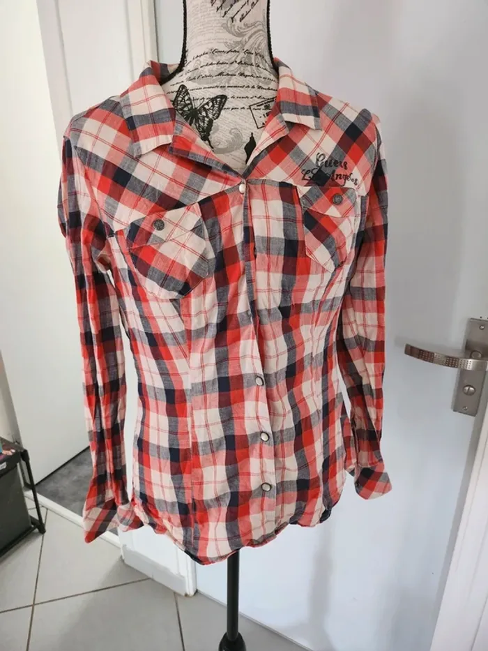 Superbe Chemise à Carreaux ML de marque Guess et de taille 38 - photo numéro 3