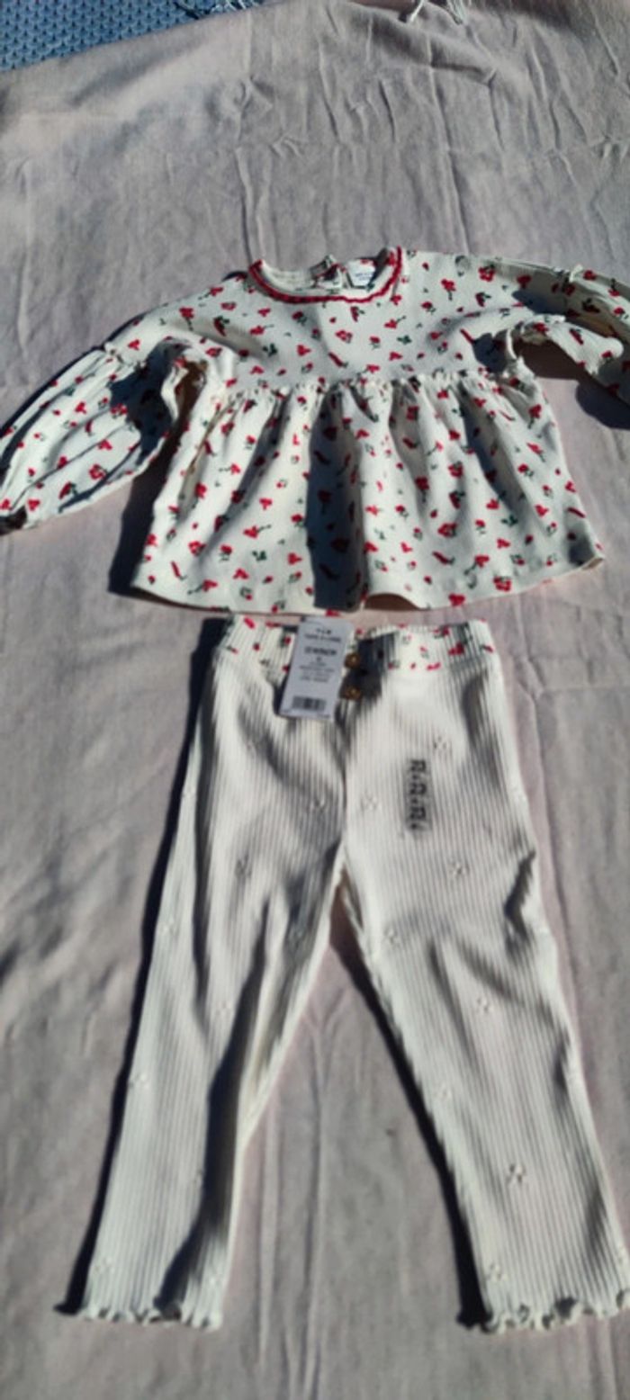 Ensemble 23 mois neuf