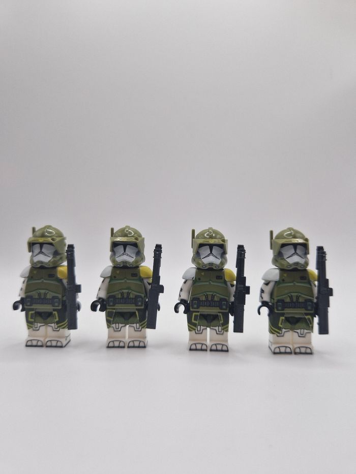 Figurines type lego 4 clones Doom troopers star wars