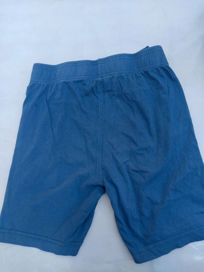 2 shorts bleus léger 10 ans - photo numéro 4