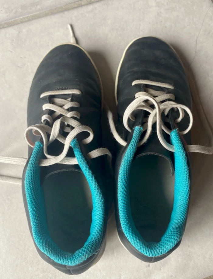 Chaussures futsal ou city T 33 - photo numéro 4