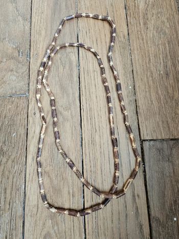 Collier sautoire en bois