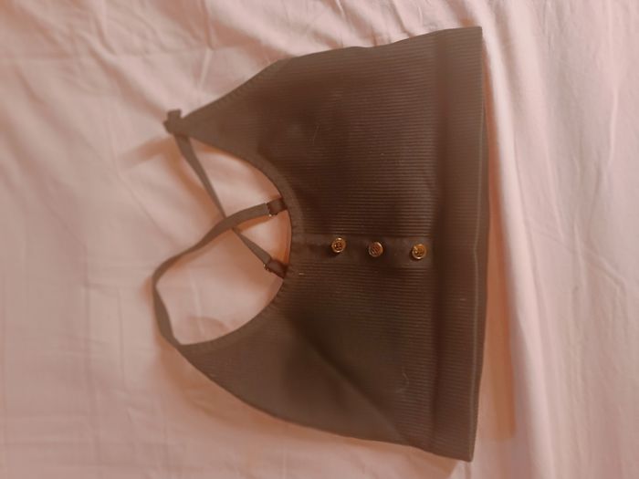 Brassière